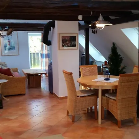 Henkel Apartment *